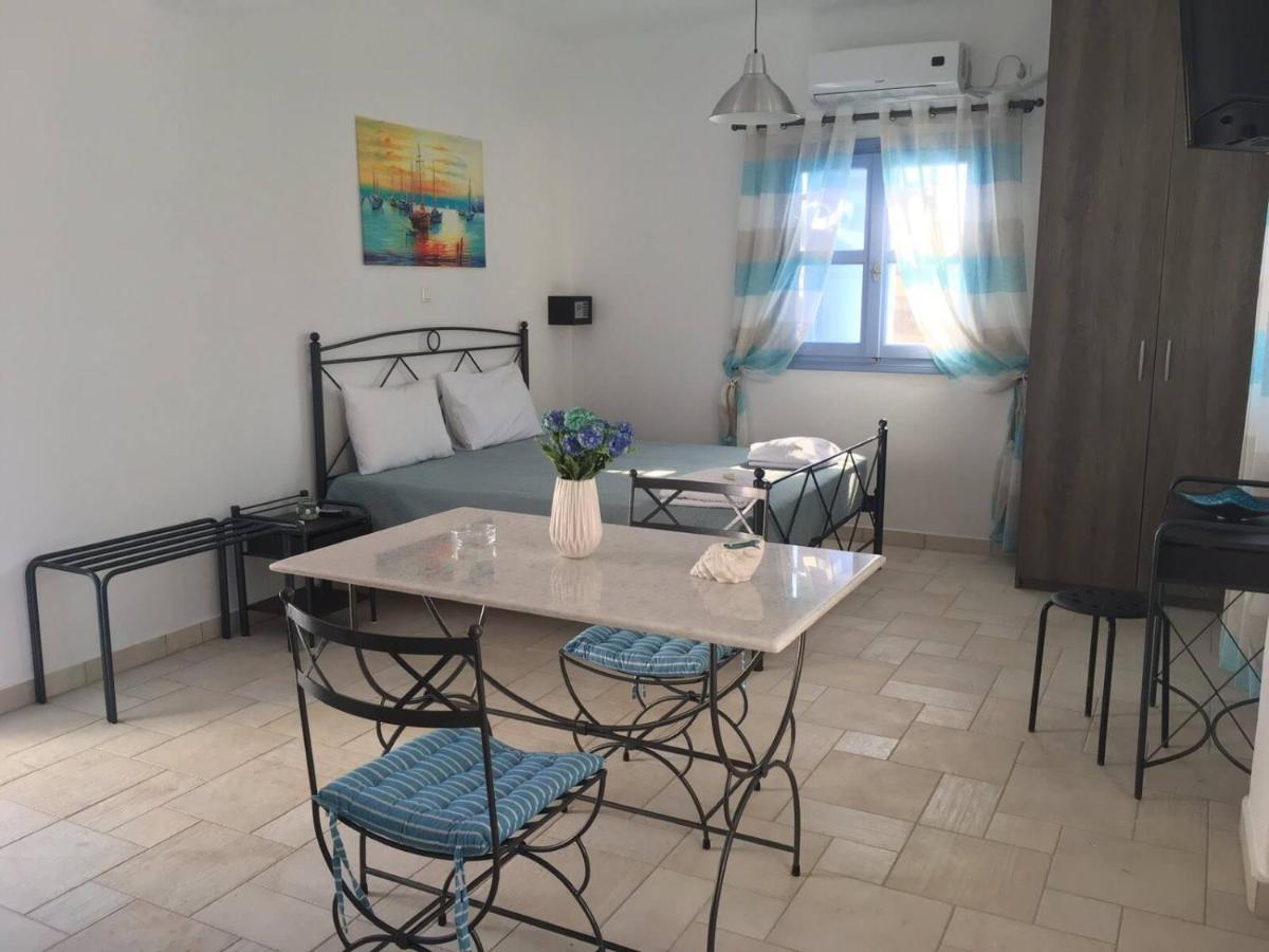 Pleiades Paros Family Apartments Exterior photo